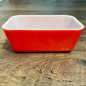 Vintage Pyrex Friendship Red Fridge Container 1.5 Pint - Rare